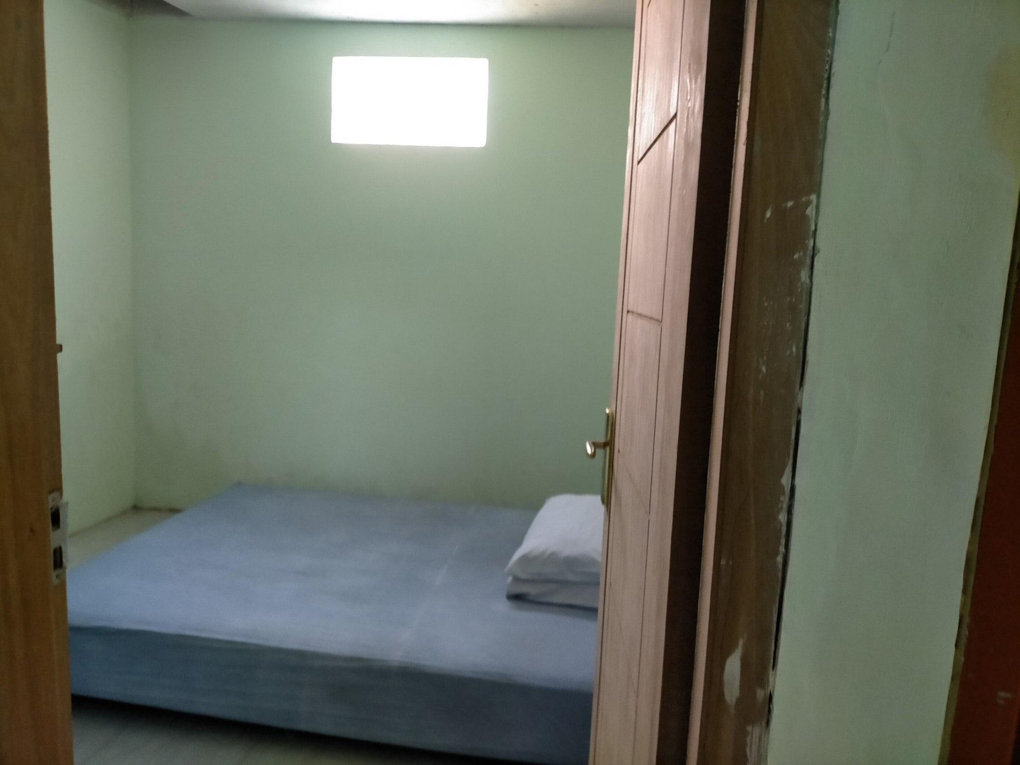 Gandrung City Hostel Баньюванги Экстерьер фото