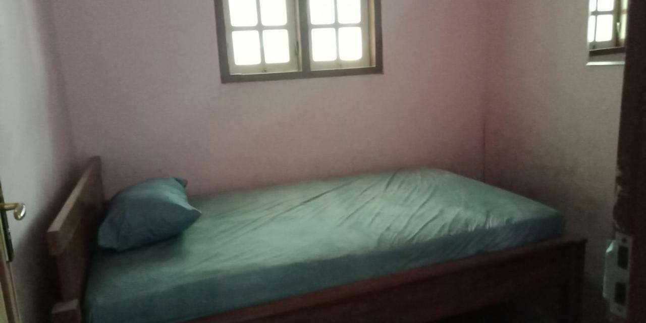 Gandrung City Hostel Баньюванги Экстерьер фото
